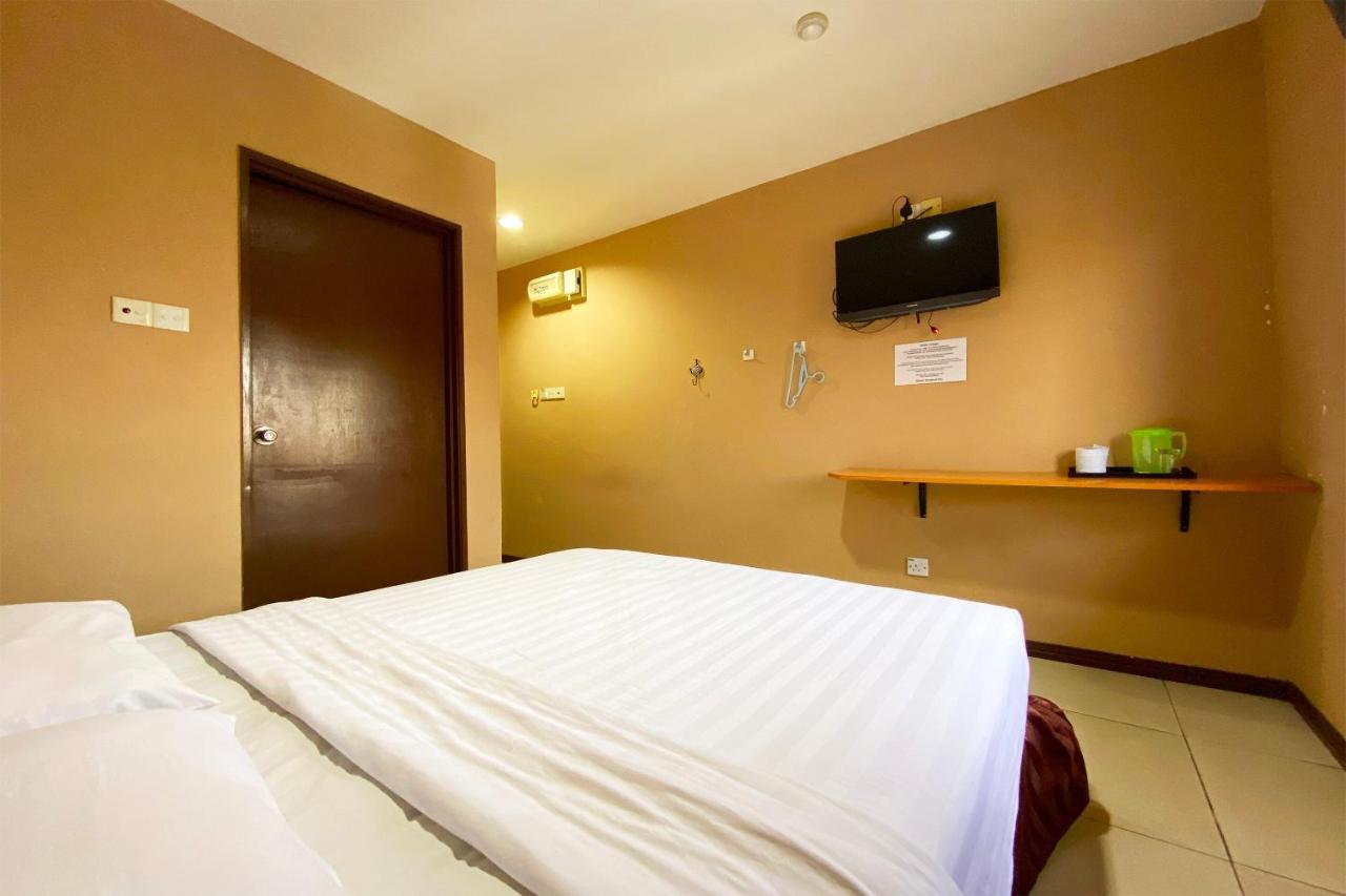 Oyo 90108 Hotel Kaya Kota Kinabalu Eksteriør billede