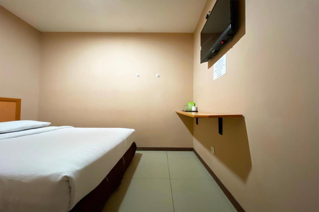 Oyo 90108 Hotel Kaya Kota Kinabalu Eksteriør billede