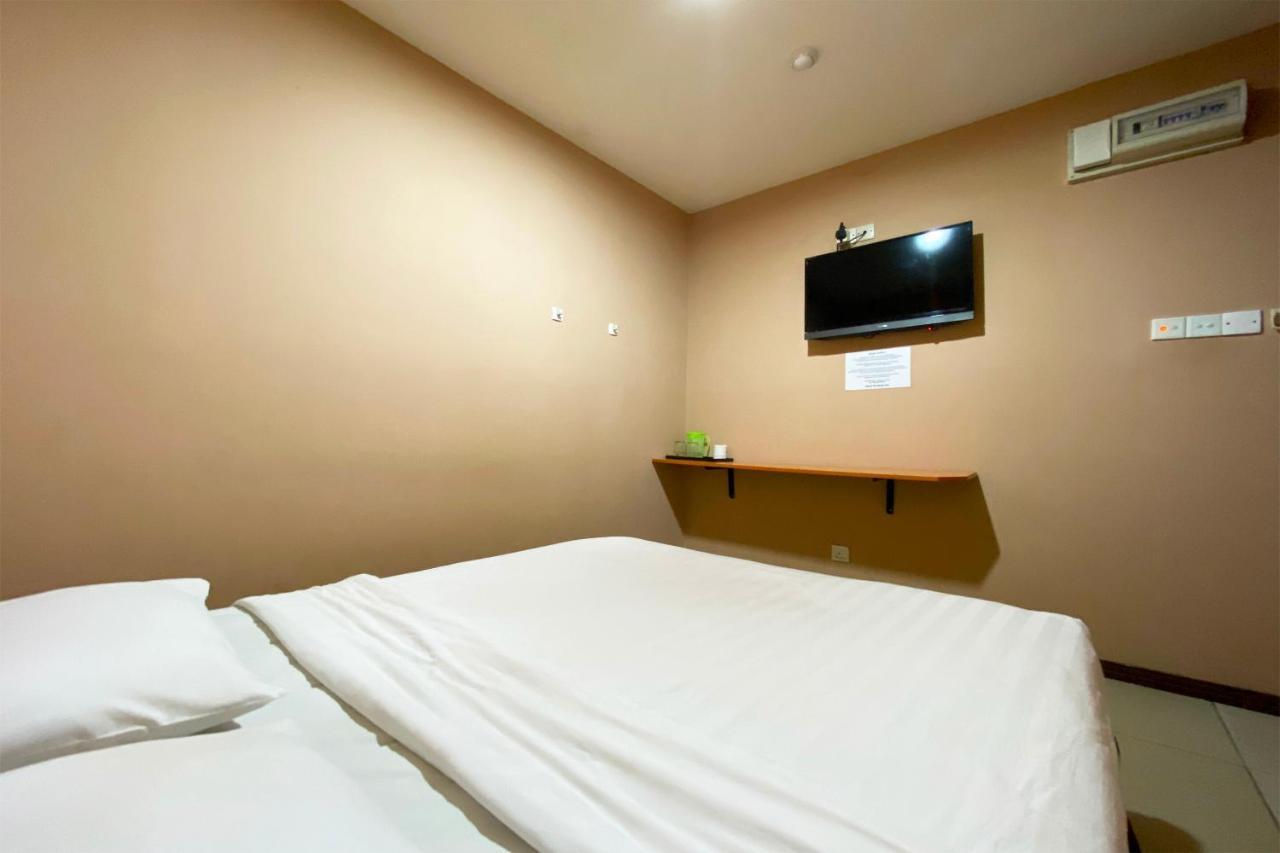 Oyo 90108 Hotel Kaya Kota Kinabalu Eksteriør billede
